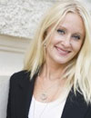 Amanda Egilson intervjuas i tidningen mama
